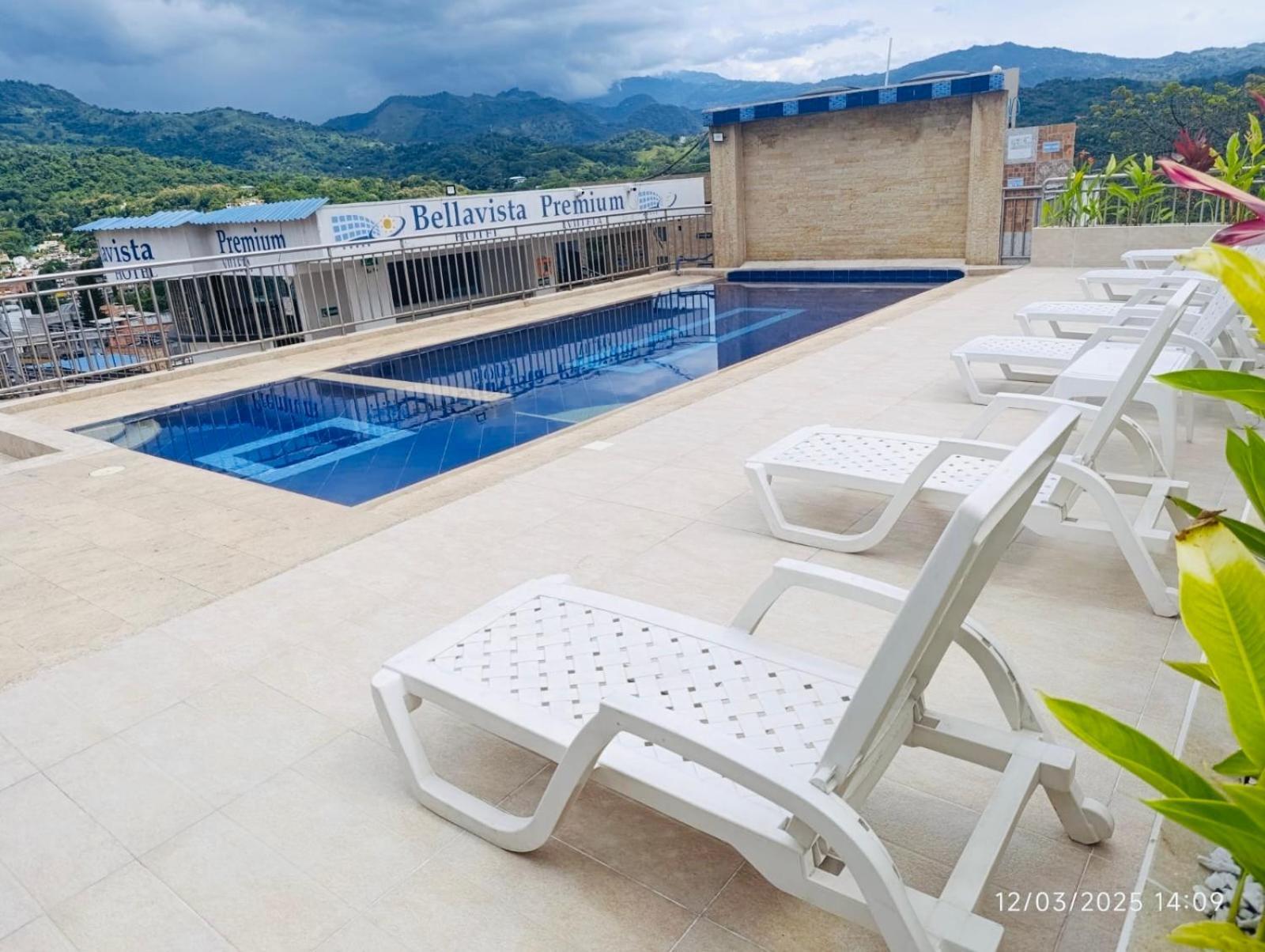 Hotel Bellavista Premium บีเยตา ภายนอก รูปภาพ